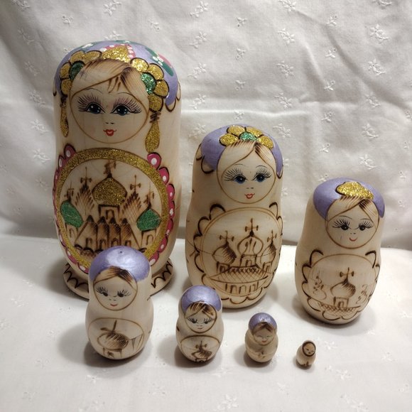 7pcs Russian Wooden Nesting Dolls - Picture 3 of 5